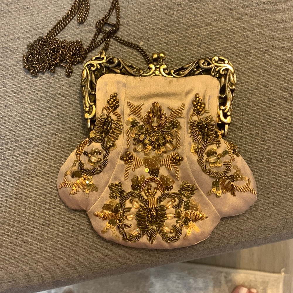 Evening bag with bronze and gold beading